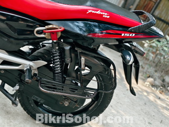 Bajaj Pulser 150cc